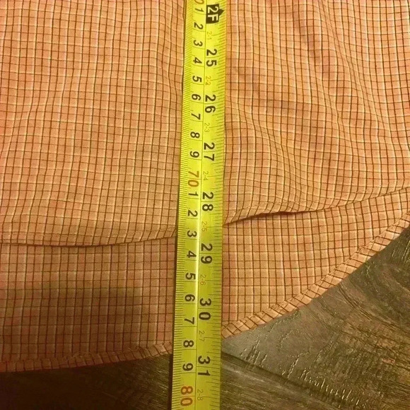 Van Heuson Men’s L No Iron Short Sleeve Orange Plaid Button Down - Picture 7 of 9